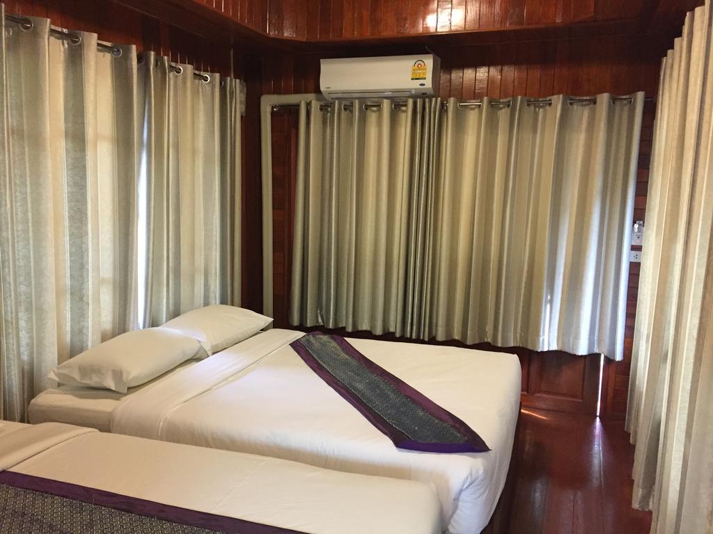 ฺbaan Ing Khao Resort Muak Lek District Exterior photo